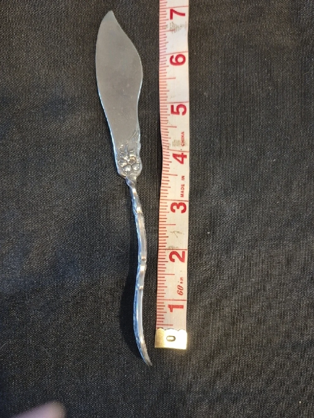 Oxford Silver Plate Narcissus  Butter Knife with Decorative Handle